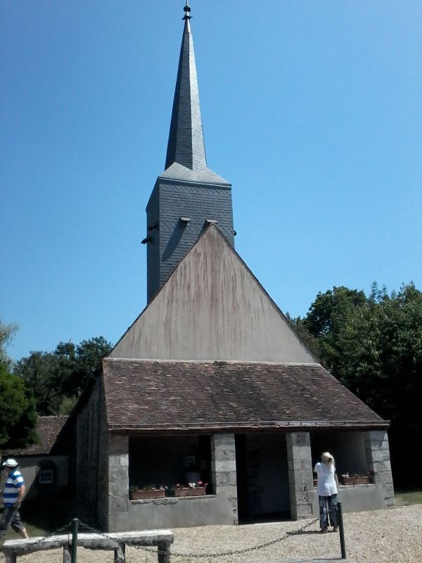 150605 Louzouer templom